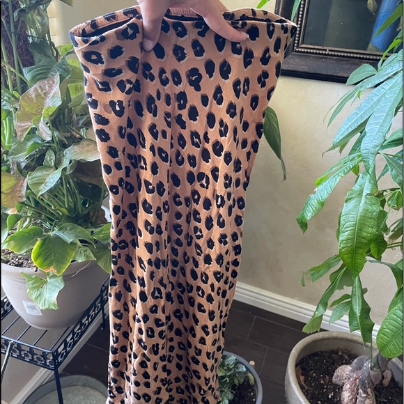 Cheetah Print MIDI Skirt Size XS - Picture 2 of 3